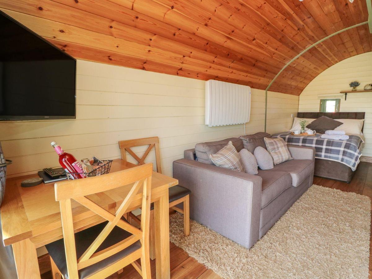 Valley View Pod * Rhayader